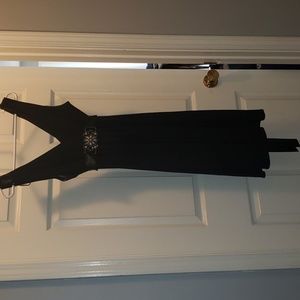 Black dress w belt